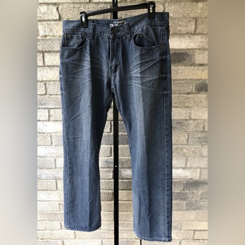 Plugg Jeans Men's Size 34 x 30 Blue 5 Pocket Distressed Straight leg J2